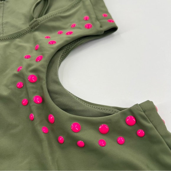 Aerie NWT Cut Out Full Coverage One Piece Swimsuit in Olive Fun - Picture 5 of 10